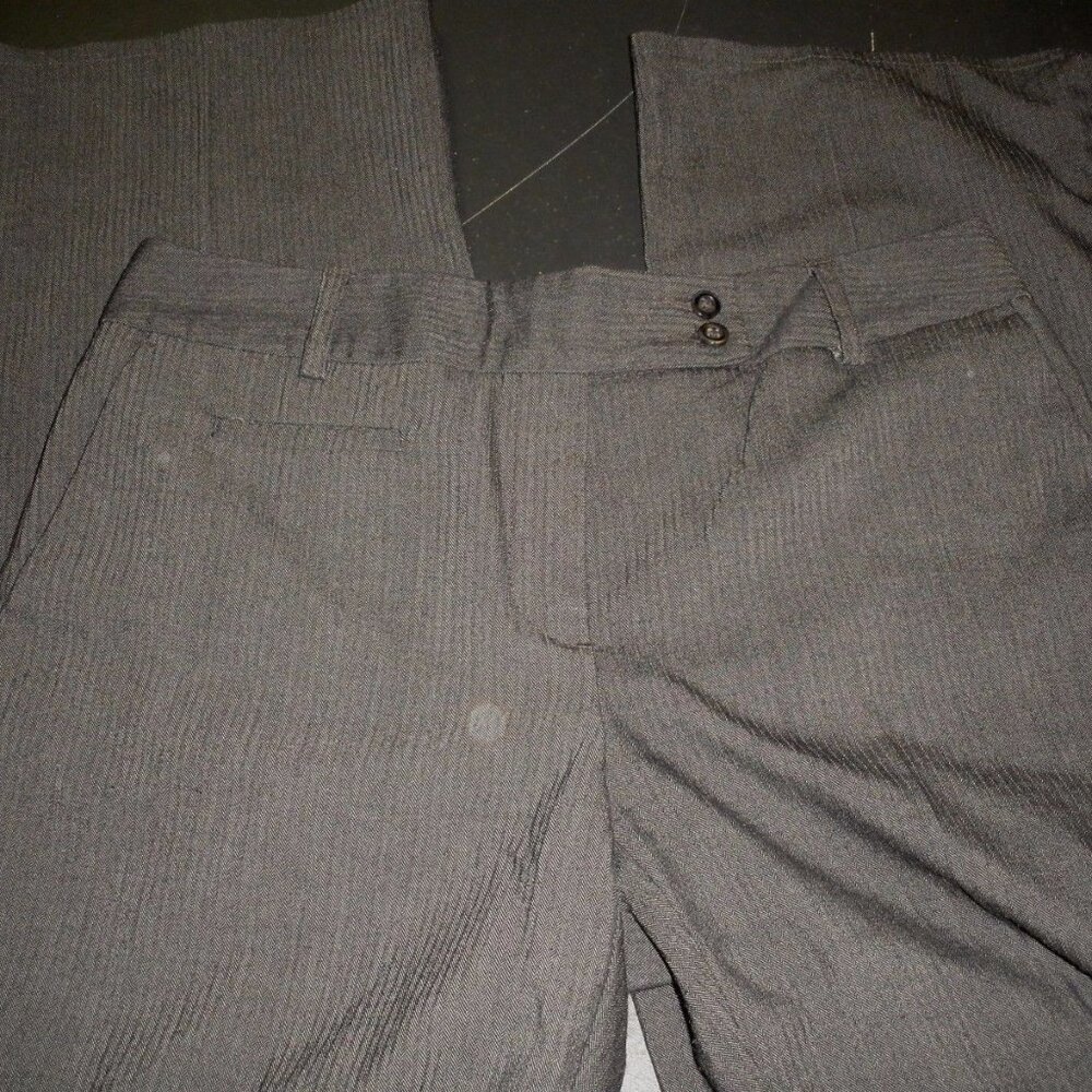 $8 SPECIAL - Van‎ Heusen Studio, Gray Stretch Dress Pant, Sz 12